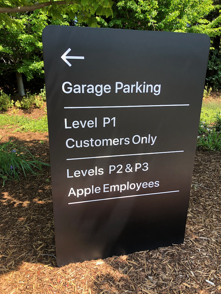 Apple Park visitor center
