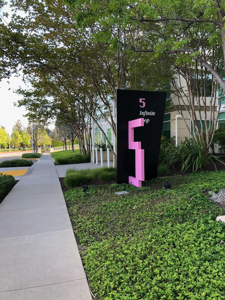 Apple Infinite Loop