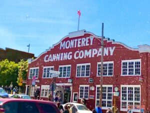 Read more about the article 【北加州景點】Cannery Row 罐頭廠街～蒙特雷歷史悠久的濱海小鎮｜北美Monterey旅遊景點