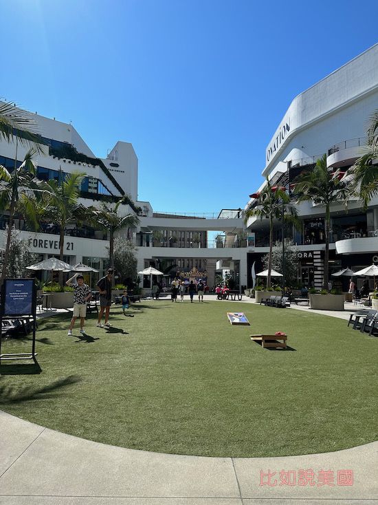 Ovation Hollywood