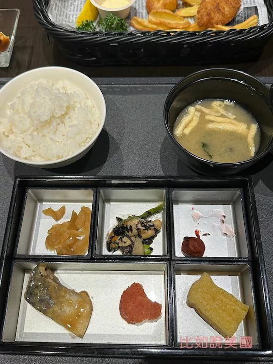 日本航空JAL商務艙貴賓室Sakura lounge定食