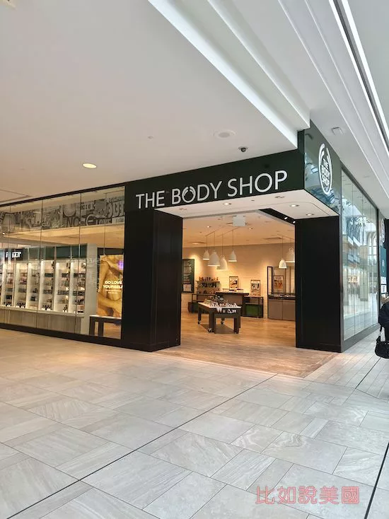 溫哥華旅遊CF Richmond centre