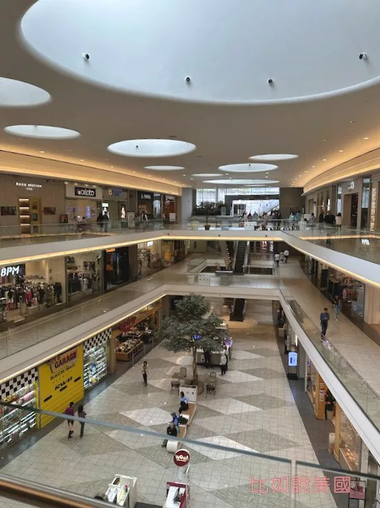 時代坊購物中心（Aberdeen Centre）