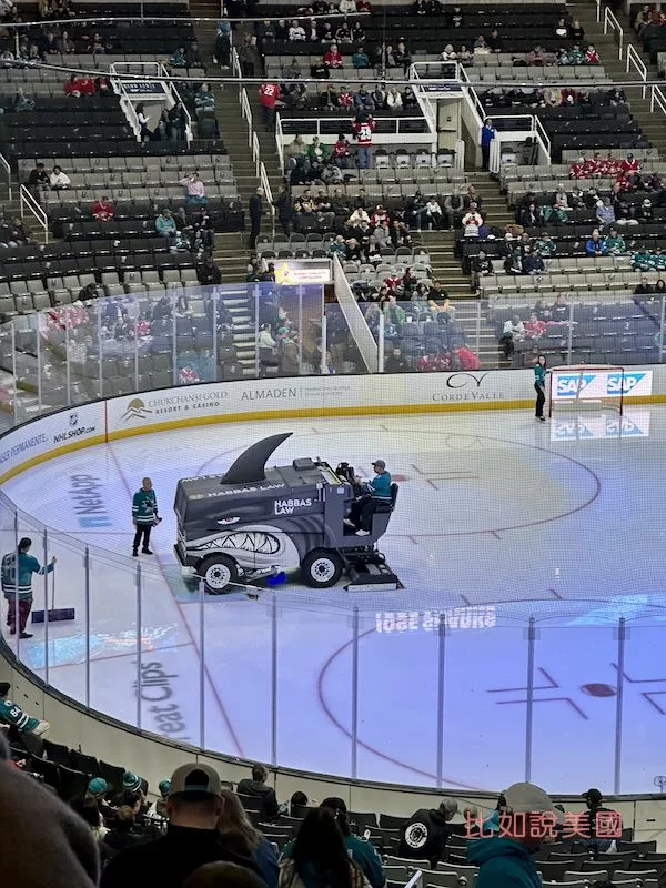 冰上曲棍球Ice Hockey鯊魚車