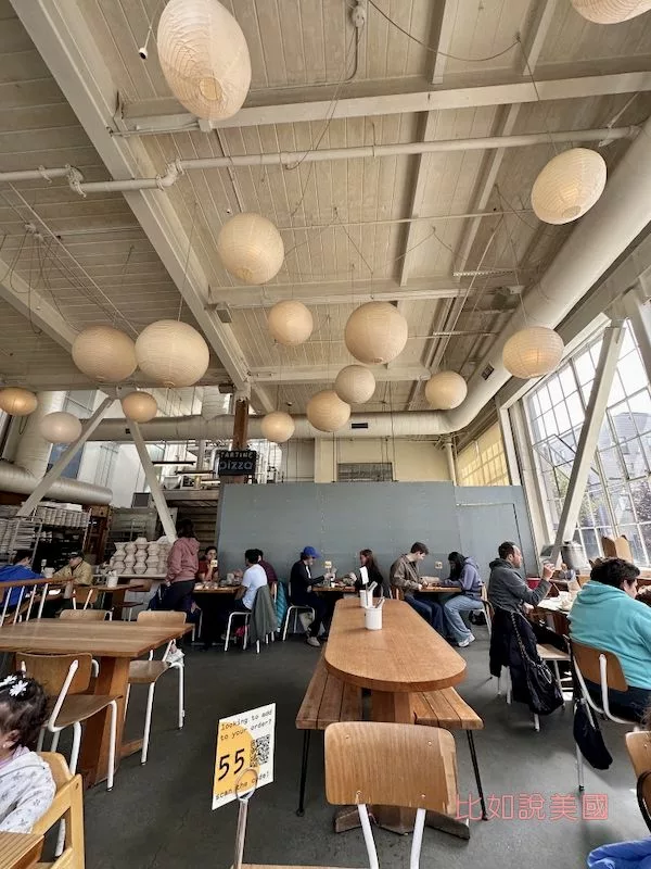 Tartine Manufactory環境座位