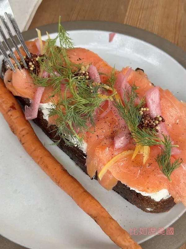Tartine Manufactory燻鮭魚三明治Smoked Salmon Tartine