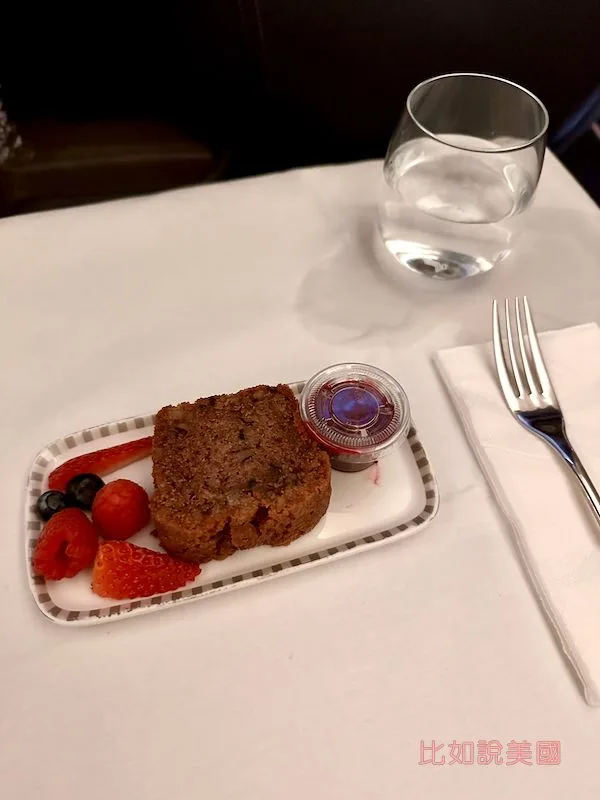 【商務艙開箱】新加坡航空A350|舊金山~新加坡長達17小時的商務艙完整體驗! 54 新加坡航空商務艙甜點