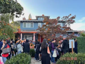 Read more about the article 【灣區萬聖節】Palo Alto名人豪宅Trick or Treat討糖趣！體驗超人氣Yahoo梅姨與賈伯斯家的Halloween