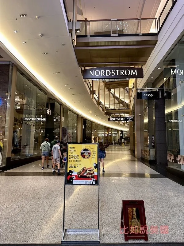 【芝加哥旅遊】華麗一英哩 Magnificent Mile 逛街攻略|星巴克典藏烘焙工坊、哈利波特、Jellycat 等必逛推薦 8 Jellycat Chicago