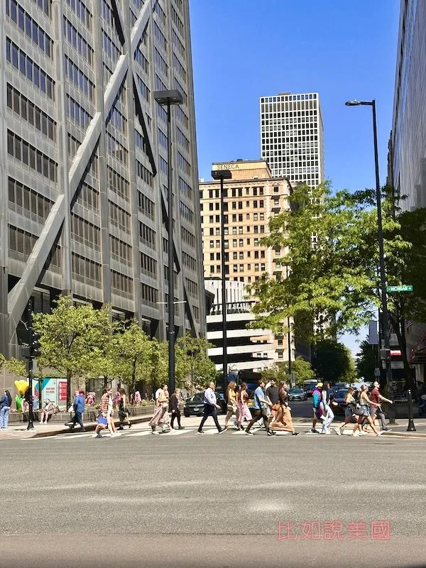 【芝加哥旅遊】華麗一英哩 Magnificent Mile 逛街攻略|星巴克典藏烘焙工坊、哈利波特、Jellycat 等必逛推薦 122 華麗一英哩旅遊心得與建議