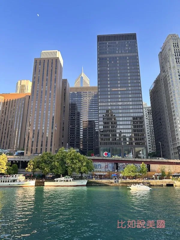 【芝加哥旅遊】華麗一英哩 Magnificent Mile 逛街攻略|星巴克典藏烘焙工坊、哈利波特、Jellycat 等必逛推薦 123 華麗一英哩旅遊心得與建議